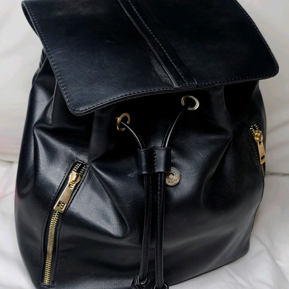 FOREVER 21 BAG PACK